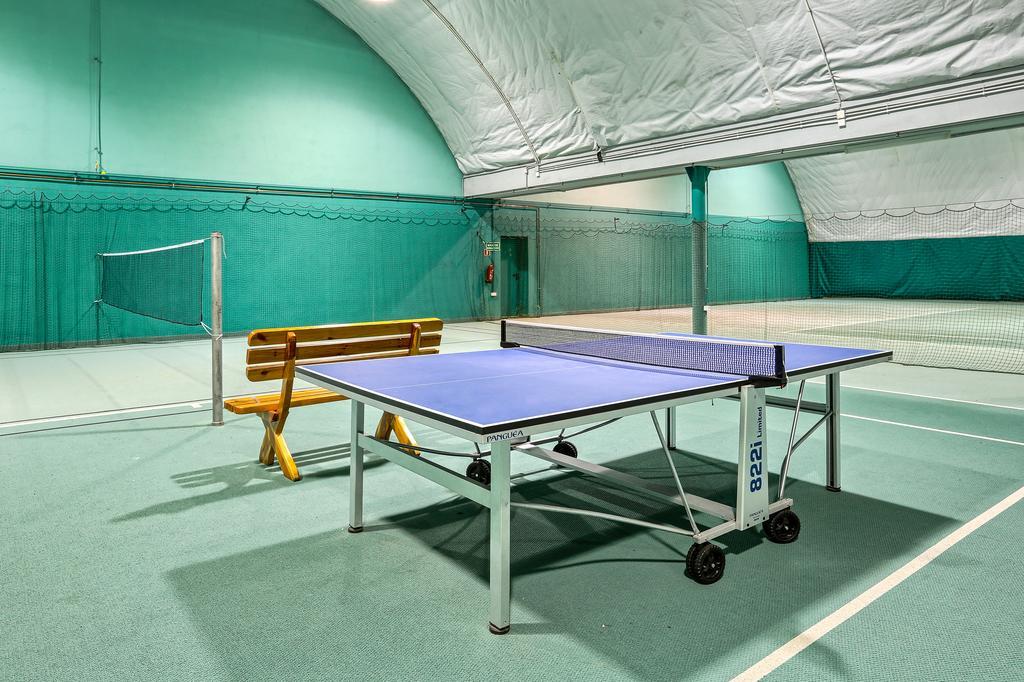 Hotel Tenis 츠르자체 외부 사진